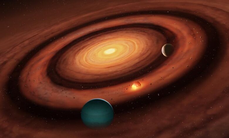 Artistic rendering of how a minor planet could form 'squeezed' between two larger planets